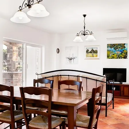 Julijana Appartement Veli Rat