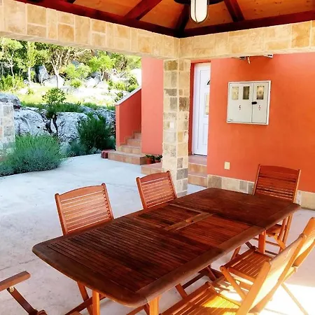 Julijana Appartement Veli Rat